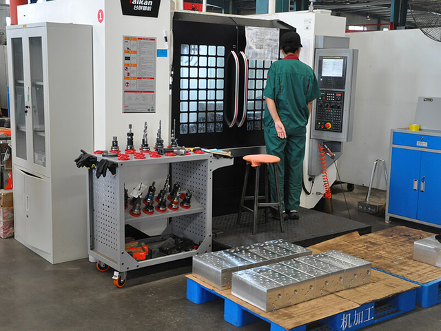 阀组壳体加工中心